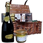 Remarkable Special Day Gift Hamper