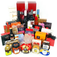 Crafty Gourmet N Wine Collection Gift Hamper