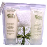 The Aromatherapy Company Deluxe Pamper Bag
