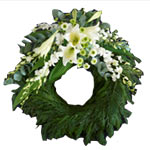 Distinctive Peaceful Garden White Floral Wreath