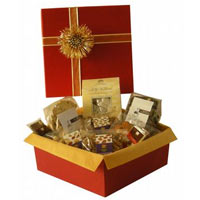 Sweet and savoury love affair - Valentine's gift hamper