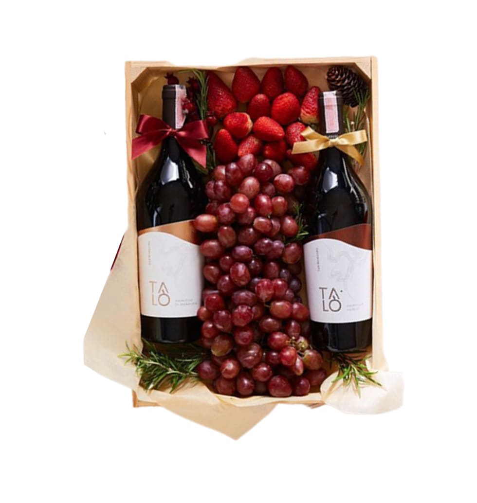 Fruits And Elegant Wines Hamper