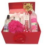 Every lady needs time for herself, to relax and re......  to Mina Zayid_uae.asp