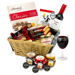 Incomparable Appetizing Gift Hamper <br>