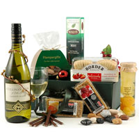 Alluring Prepare For Winter Gift Hamper with Wine