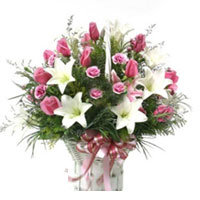 Dazzling Pink Roses Arrangement